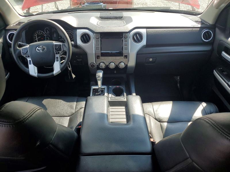 67030086 :رقم المزاد ، 5TFDY5F12JX770457 vin ، 2018 Toyota Tundra مزاد بيع