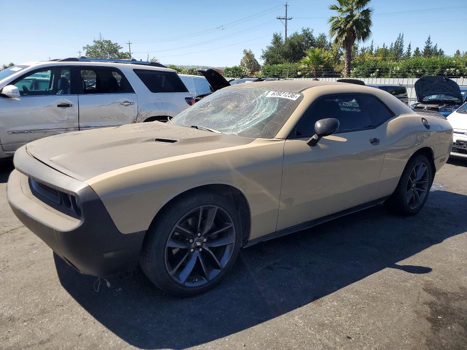 63921236 :رقم المزاد ، 2C3CDYAG5DH705152 vin ، 2013 Dodge Challenger مزاد بيع