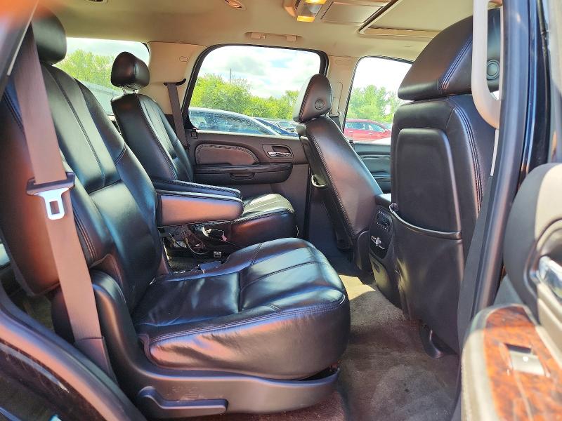 66587716 :رقم المزاد ، 1GKFK63858J194592 vin ، 2008 Gmc Yukon مزاد بيع