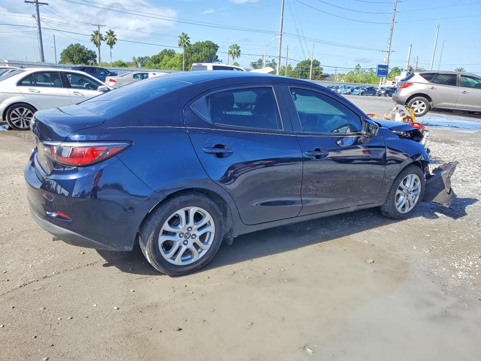 2018 Toyota Yaris Ia მანქანა იყიდება აუქციონზე, vin: 3MYDLBYVXJY305650, აუქციონის ნომერი: 64292396