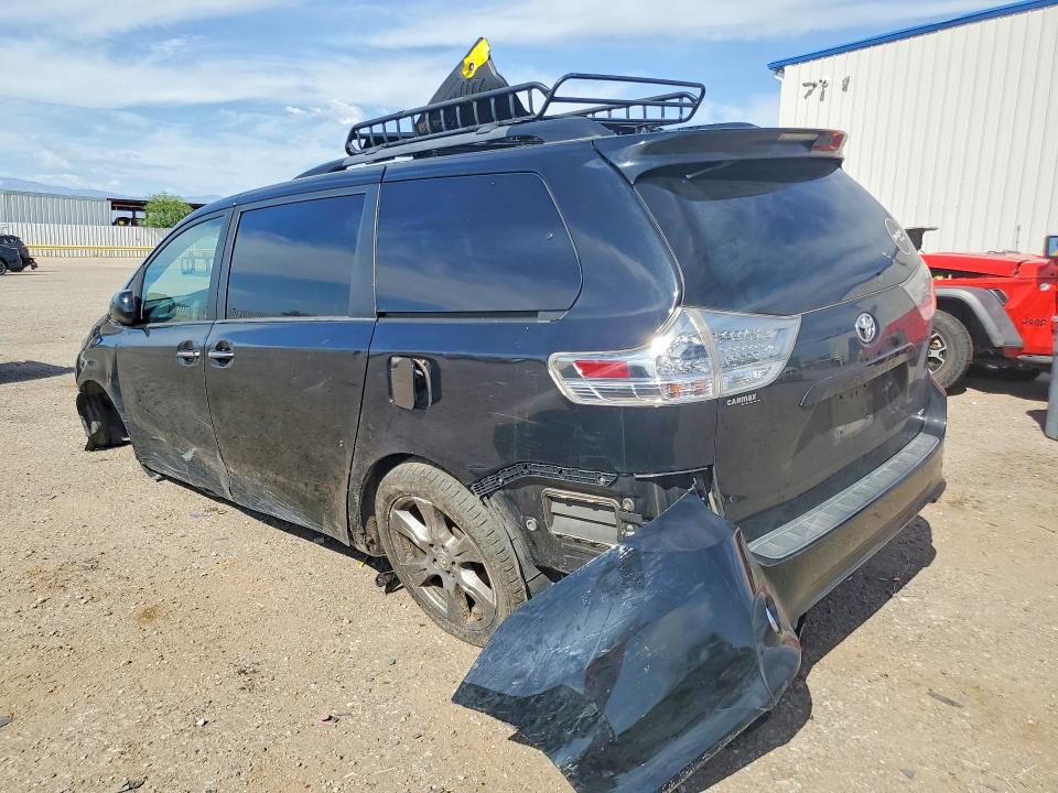 2017 Toyota Sienna მანქანა იყიდება აუქციონზე, vin: 5TDXZ3DC8HS821303, აუქციონის ნომერი: 66451346