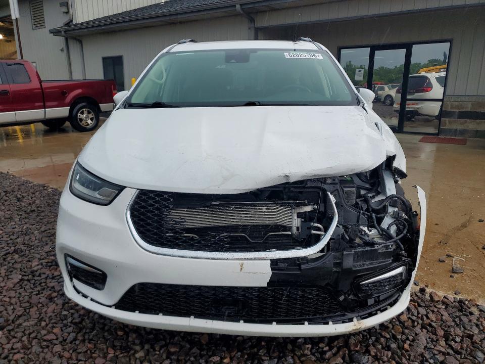 62025706 :رقم المزاد ، 2C4RC1BG6NR218231 vin ، 2022 Chrysler Pacifica مزاد بيع