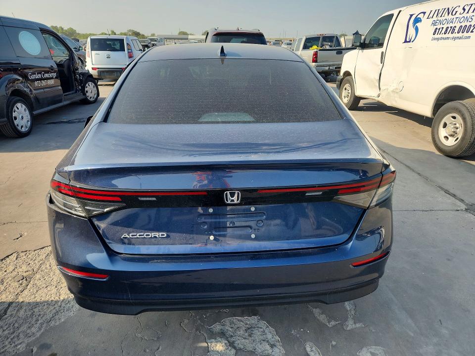 2024 Honda Accord მანქანა იყიდება აუქციონზე, vin: 1HGCY1F32RA015587, აუქციონის ნომერი: 63922226