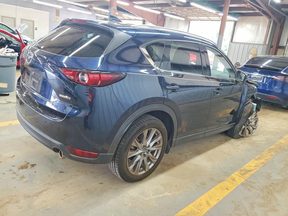2020 Mazda Cx-5 მანქანა იყიდება აუქციონზე, vin: JM3KFADM7L1831530, აუქციონის ნომერი: 64713566