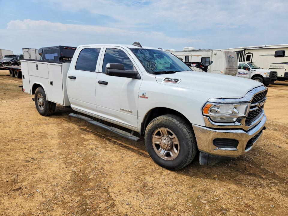 Продажа на аукционе авто 2021 Ram 2500, vin: 3C6UR4HL9MG604667, номер лота: 62859956