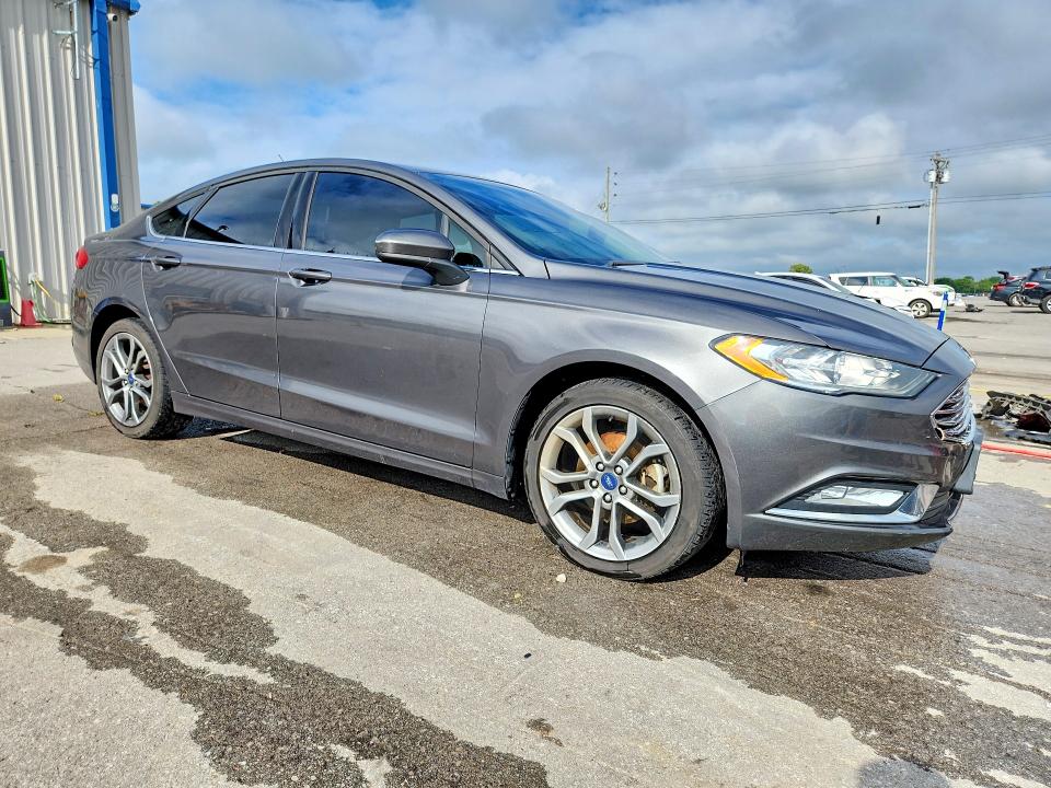 63378216 :رقم المزاد ، 3FA6P0T95HR144967 vin ، 2017 Ford Fusion مزاد بيع