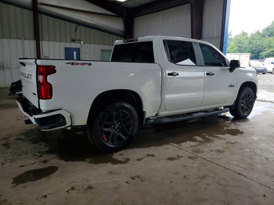 2021 Chevrolet Silverado მანქანა იყიდება აუქციონზე, vin: 1GCUYEED9MZ420666, აუქციონის ნომერი: 64012136