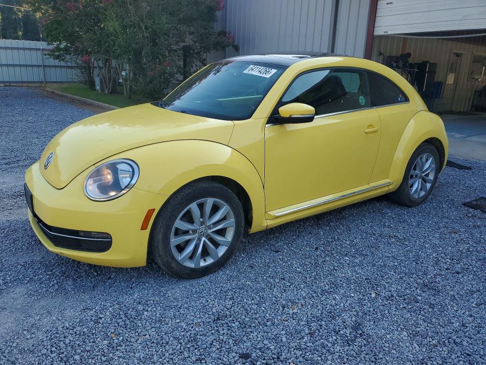 64114266 :رقم المزاد ، 3VWJL7AT8DM685474 vin ، 2013 Volkswagen Beetle مزاد بيع