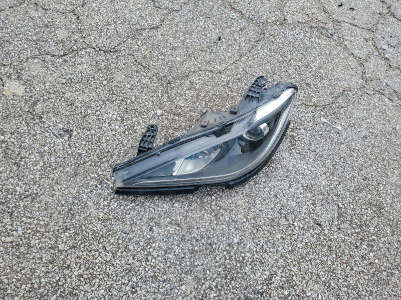 Продаж на аукціоні авто 2020 Chrysler Pacifica, vin: 2C4RC1EG4LR203493, номер лоту: 64217386