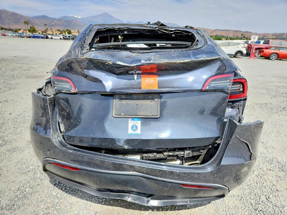 Продажа на аукционе авто 2021 Tesla Model Y, vin: 5YJYGDEF6MF272529, номер лота: 61451326