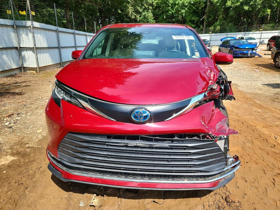 2021 Toyota Sienna მანქანა იყიდება აუქციონზე, vin: 5TDYRKEC5MS005205, აუქციონის ნომერი: 66597786