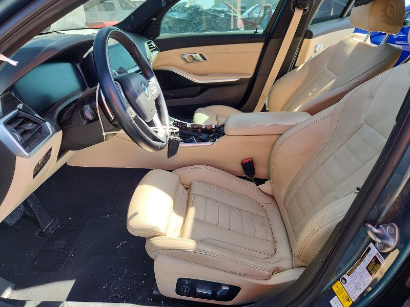 59688306 :رقم المزاد ، 3MW5R1J09L8B07250 vin ، 2020 Bmw 330i مزاد بيع