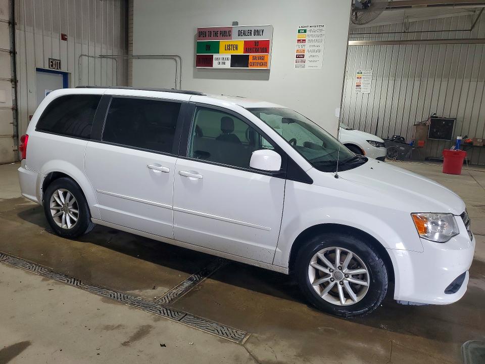 64444226 :رقم المزاد ، 2C4RDGCG7GR168165 vin ، 2016 Dodge Grand Caravan مزاد بيع