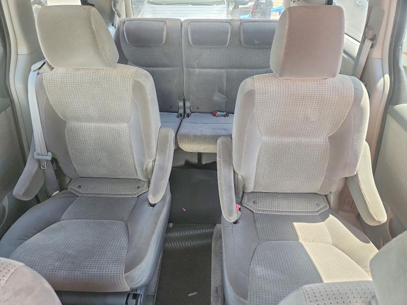 2010 Toyota Sienna მანქანა იყიდება აუქციონზე, vin: 5TDKK4CCXAS330601, აუქციონის ნომერი: 65444576