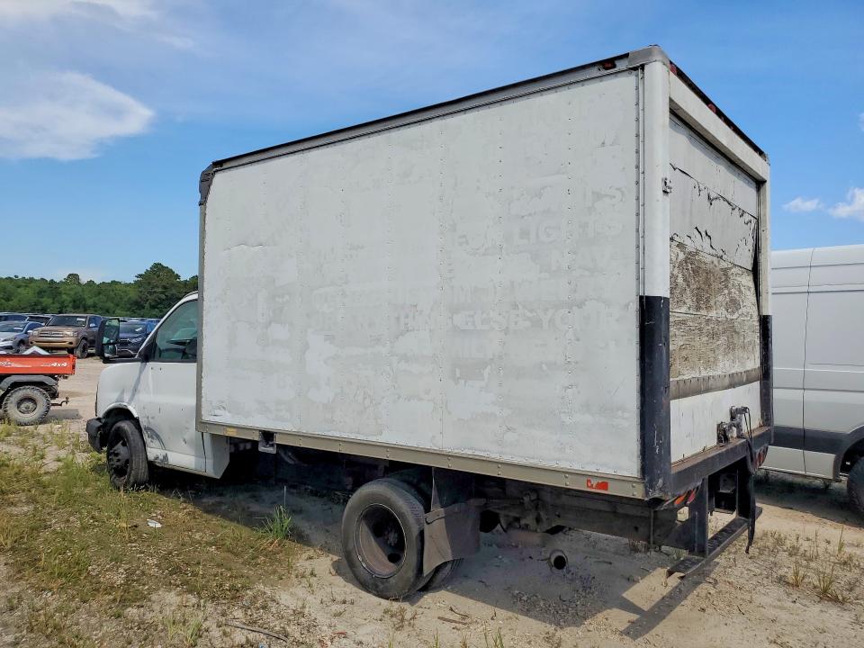 2003 Chevrolet Express მანქანა იყიდება აუქციონზე, vin: 1GBHG31U631171923, აუქციონის ნომერი: 64463556