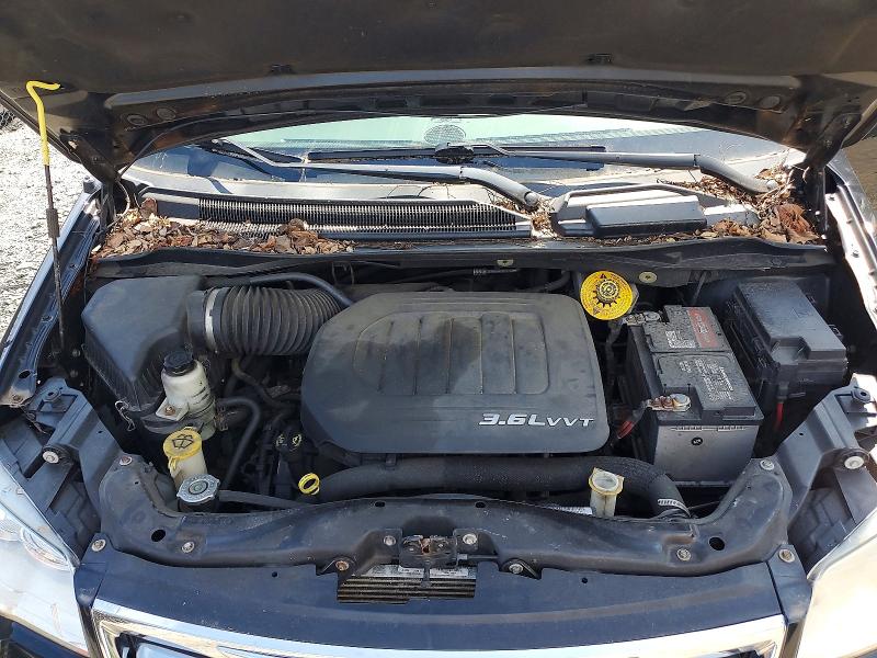65529826 :رقم المزاد ، 2C4RC1BG5GR247996 vin ، 2016 Chrysler Town & Country مزاد بيع