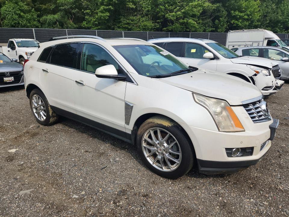 61812726 :رقم المزاد ، 3GYFNGE3XES533362 vin ، 2014 Cadillac Srx مزاد بيع