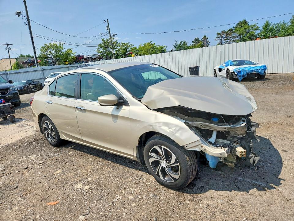 2017 Honda Accord მანქანა იყიდება აუქციონზე, vin: 1HGCR2F33HA115067, აუქციონის ნომერი: 64429716