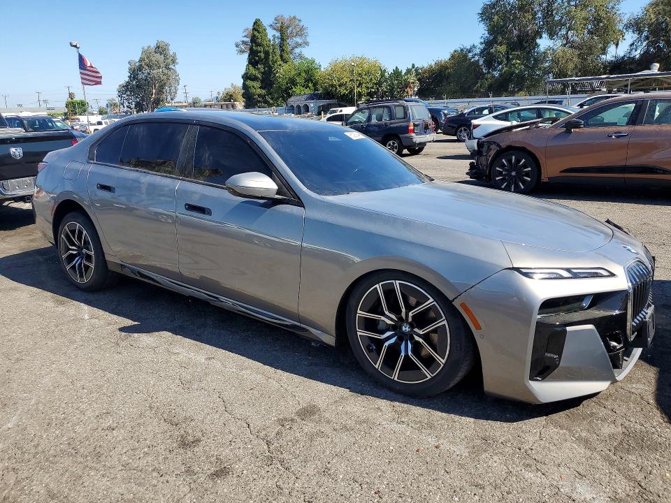 65290946 :رقم المزاد ، WBA33EH05RCR51454 vin ، 2024 Bmw 740 مزاد بيع
