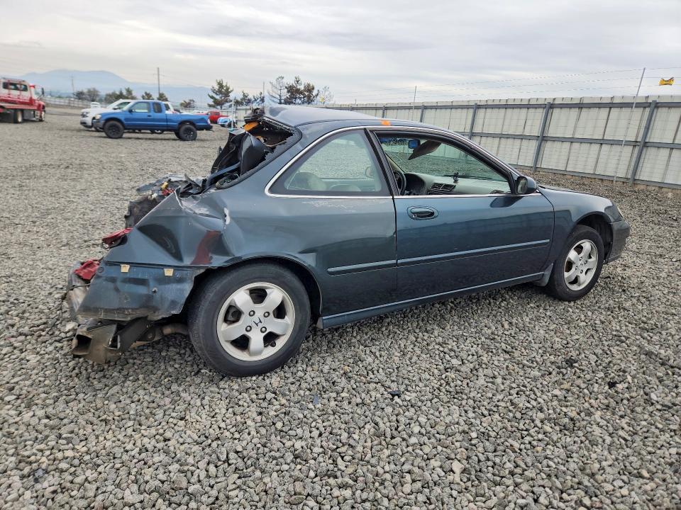 66384766 :رقم المزاد ، 19UYA3152WL010887 vin ، 1998 Acura 2.3cl مزاد بيع