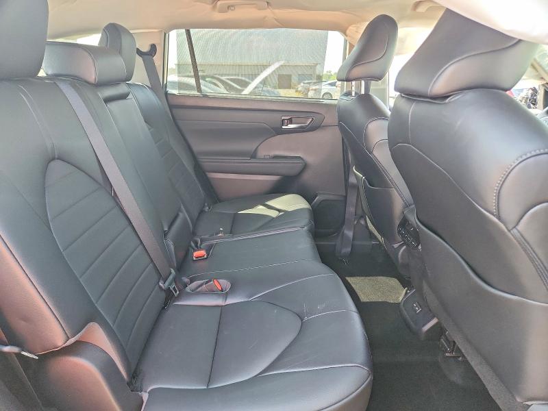 Продажа на аукционе авто 2022 Toyota Highlander Hybrid, vin: 5TDHBRCH6NS557583, номер лота: 65833576