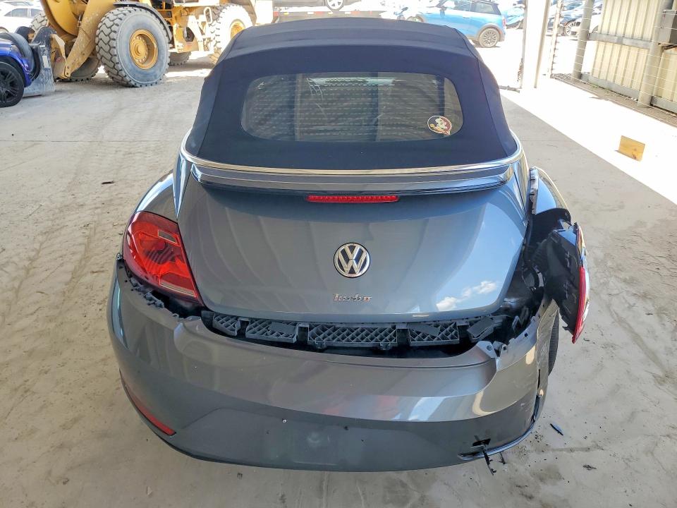 Продажа на аукционе авто 2018 Volkswagen Beetle, vin: 3VW5DAATXJM502227, номер лота: 64044616