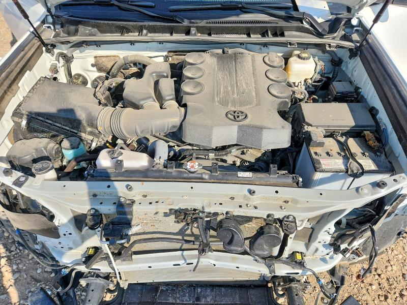 64395906 :رقم المزاد ، JTENU5JRXR6214245 vin ، 2024 Toyota 4runner مزاد بيع