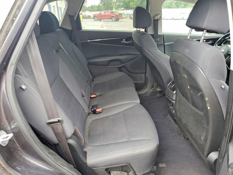 65223526 :رقم المزاد ، 5XYPGDA39JG364794 vin ، 2018 Kia Sorento مزاد بيع
