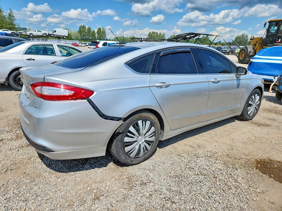 63096756 :رقم المزاد ، 3FA6P0H77FR147938 vin ، 2015 Ford Fusion مزاد بيع