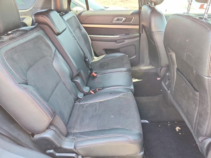 63860096 :رقم المزاد ، 1FM5K8D80JGA78894 vin ، 2018 Ford Explorer مزاد بيع