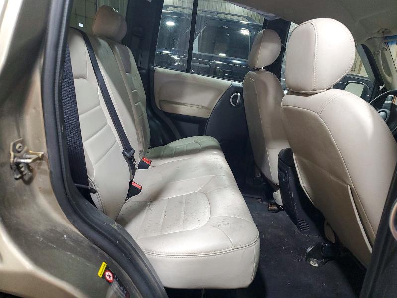 65568406 :رقم المزاد ، 1J8GL58K44W320510 vin ، 2004 Jeep Liberty مزاد بيع