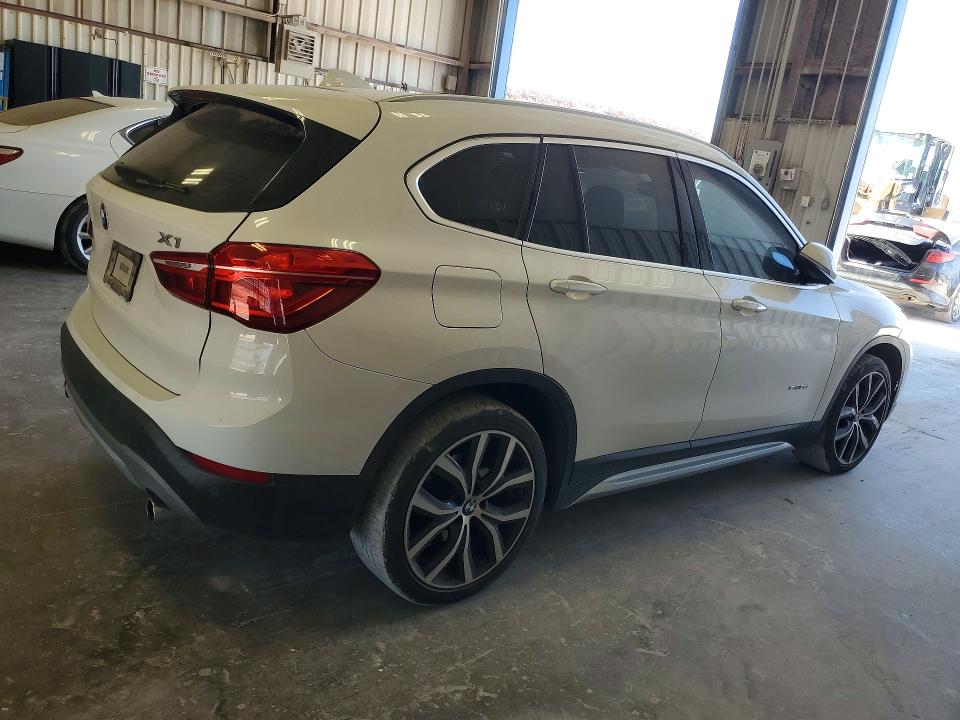 Aukcja sprzedaży 2018 Bmw X1, vin: WBXHU7C39J5L05039, numer aukcji: 64966826