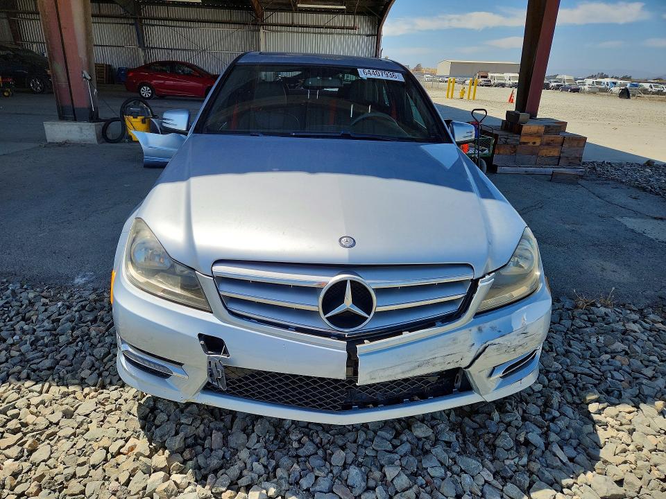64407936 :رقم المزاد ، WDDGF4HBXDA866837 vin ، 2013 Mercedes-benz C مزاد بيع