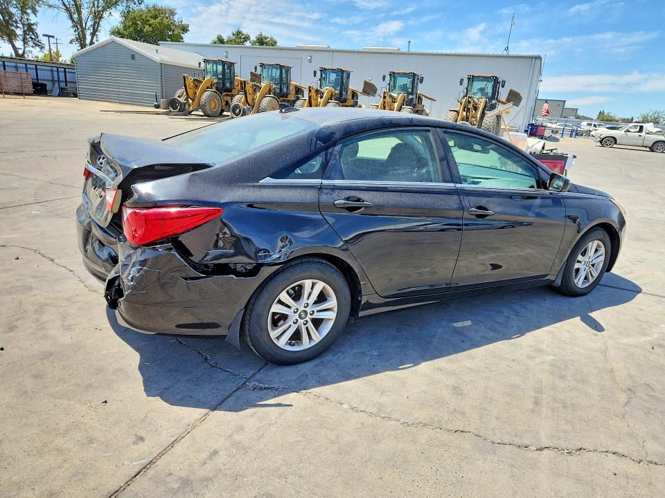 64700136 :رقم المزاد ، 5NPEB4ACXCH388376 vin ، 2012 Hyundai Sonata مزاد بيع