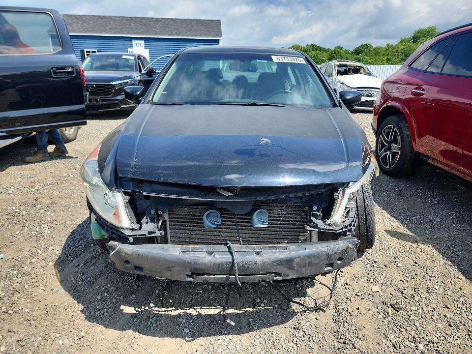 63733926 :رقم المزاد ، 1HGCP3F89AA011390 vin ، 2010 Honda Accord مزاد بيع
