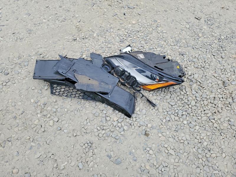 64702276 :رقم المزاد ، TRUBFAFK6E1003417 vin ، 2014 Audi Tt مزاد بيع