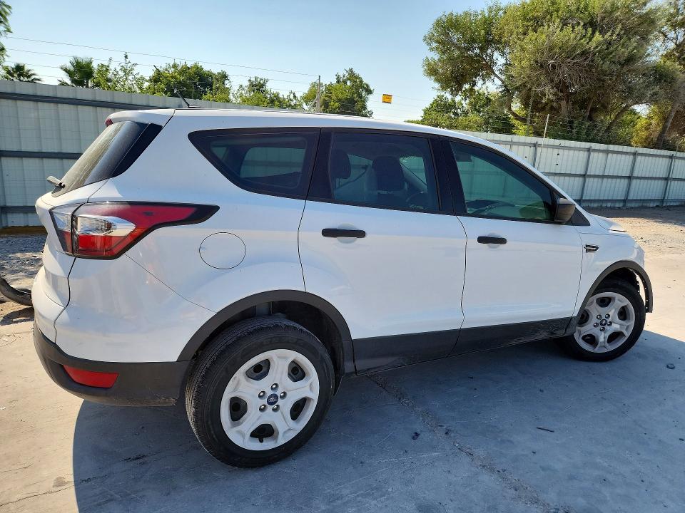 Продаж на аукціоні авто 2017 Ford Escape, vin: 1FMCU0F73HUC78266, номер лоту: 67137836
