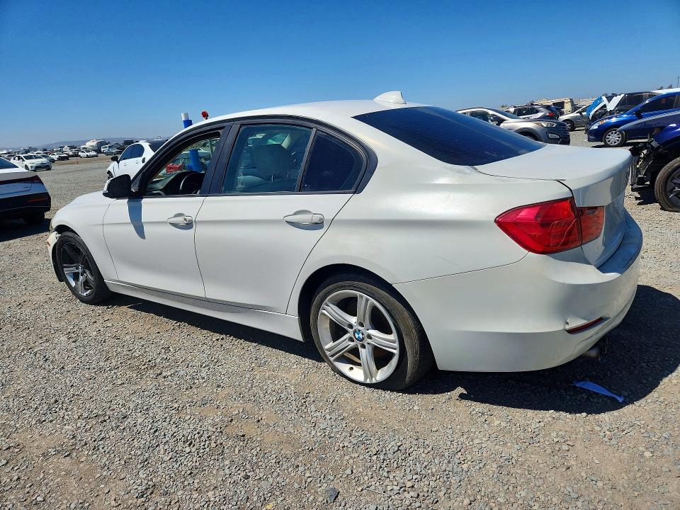 2012 Bmw 328 მანქანა იყიდება აუქციონზე, vin: WBA3A5C56CF343747, აუქციონის ნომერი: 65719306