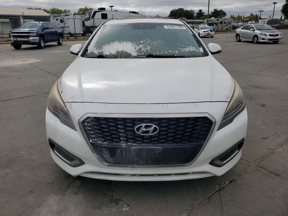 2016 Hyundai Sonata Hybrid მანქანა იყიდება აუქციონზე, vin: KMHE24L15GA014374, აუქციონის ნომერი: 64947706