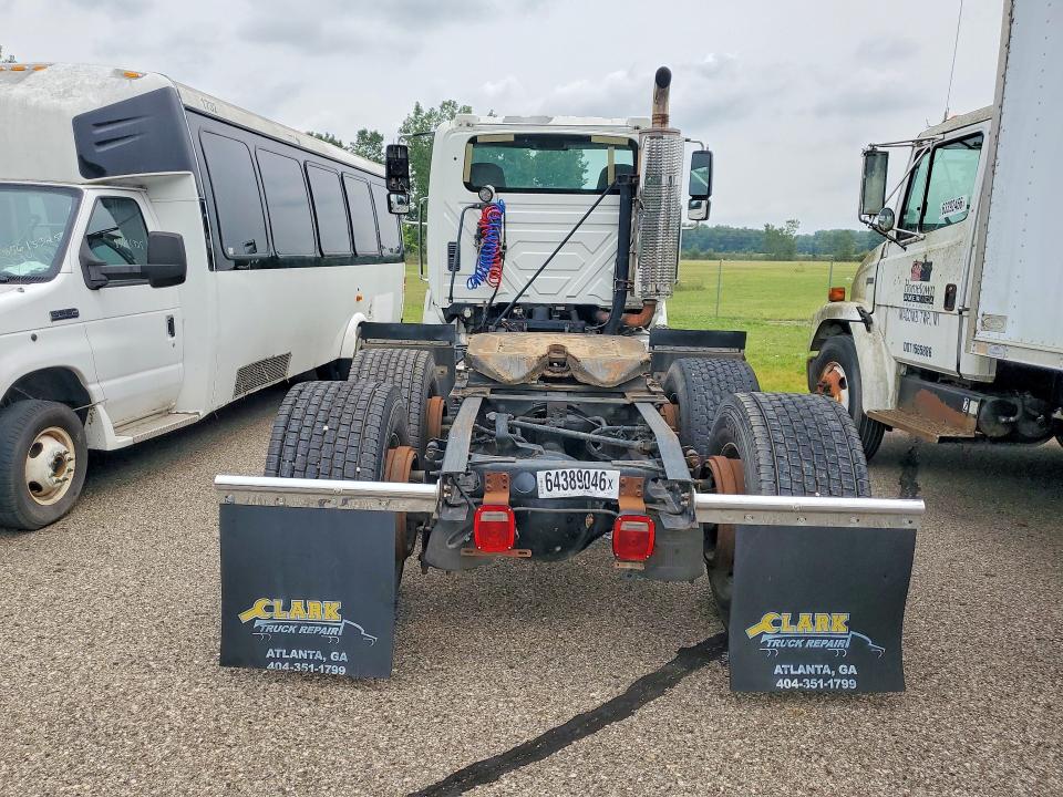 64389046 :رقم المزاد ، 1HSHXSJR9EH786923 vin ، 2014 International 8000 مزاد بيع