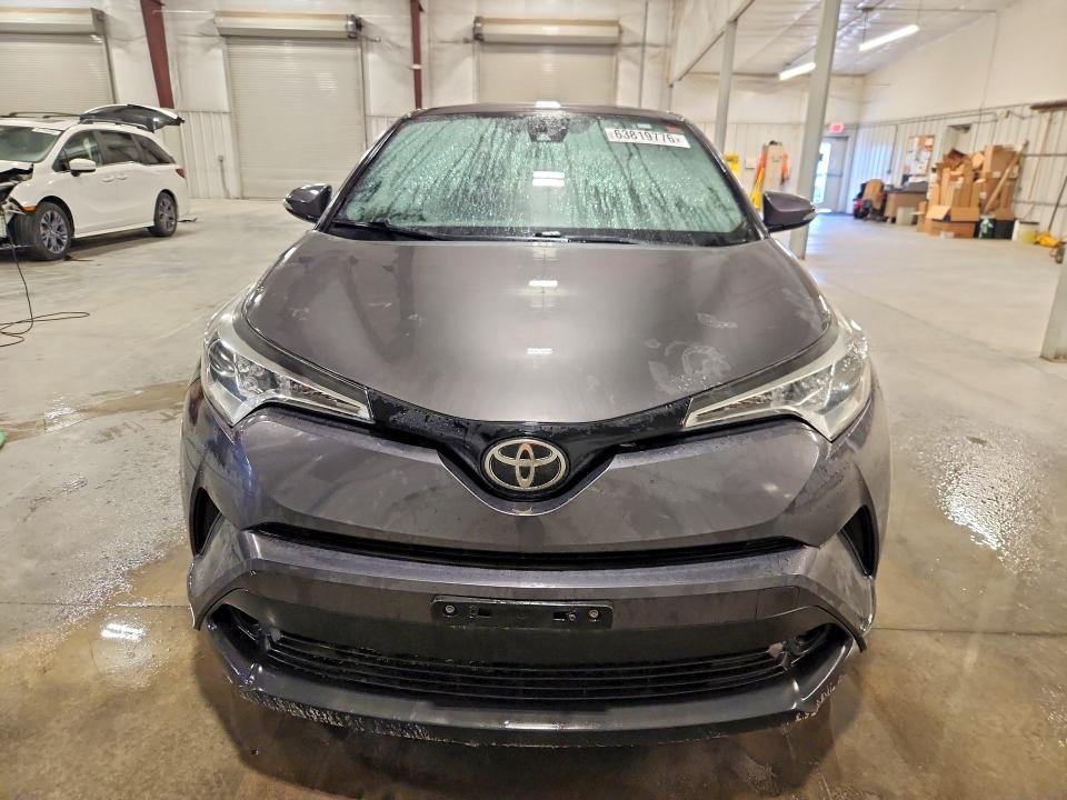 63819776 :رقم المزاد ، JTNKHMBX2K1019063 vin ، 2019 Toyota C-hr مزاد بيع