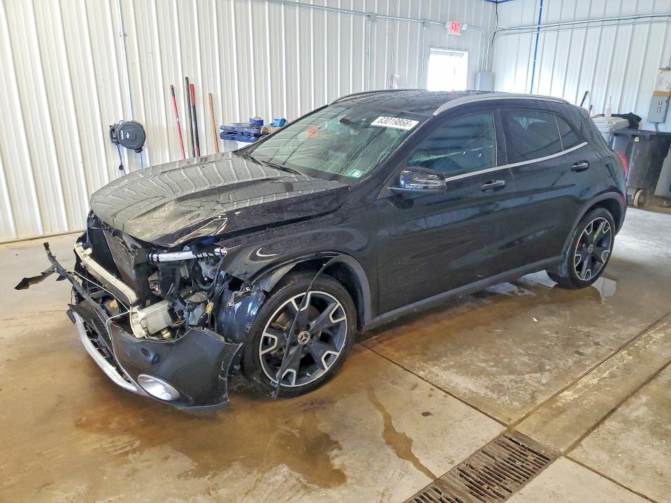2018 Mercedes-benz Gla მანქანა იყიდება აუქციონზე, vin: WDCTG4GB1JJ529664, აუქციონის ნომერი: 63019866