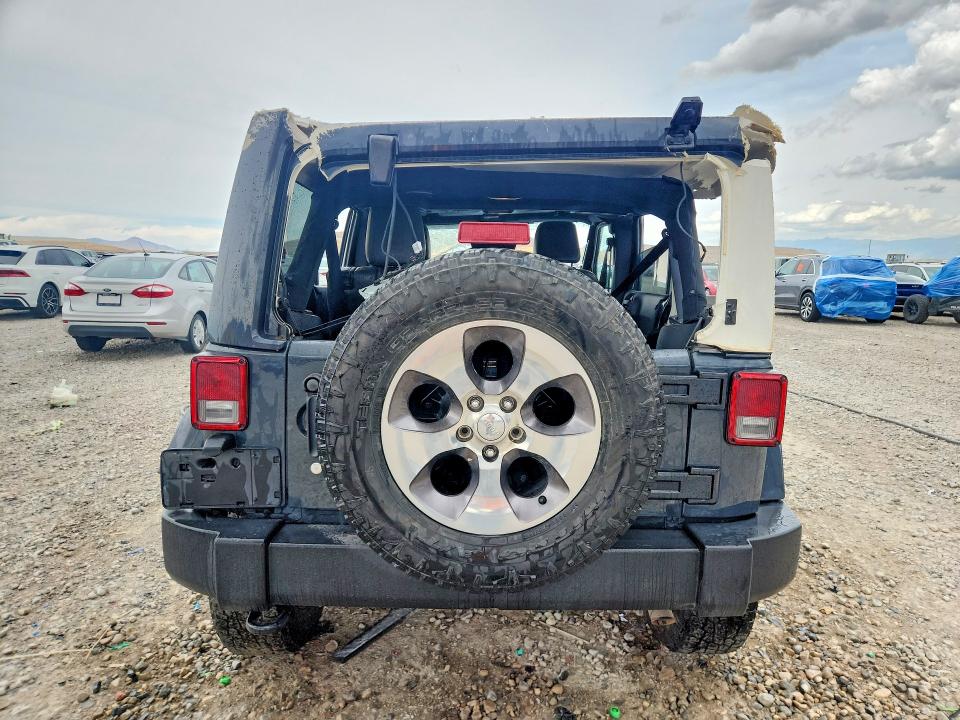 64810546 :رقم المزاد ، 1C4BJWFG5GL339780 vin ، 2016 Jeep Wrangler Unlimited مزاد بيع