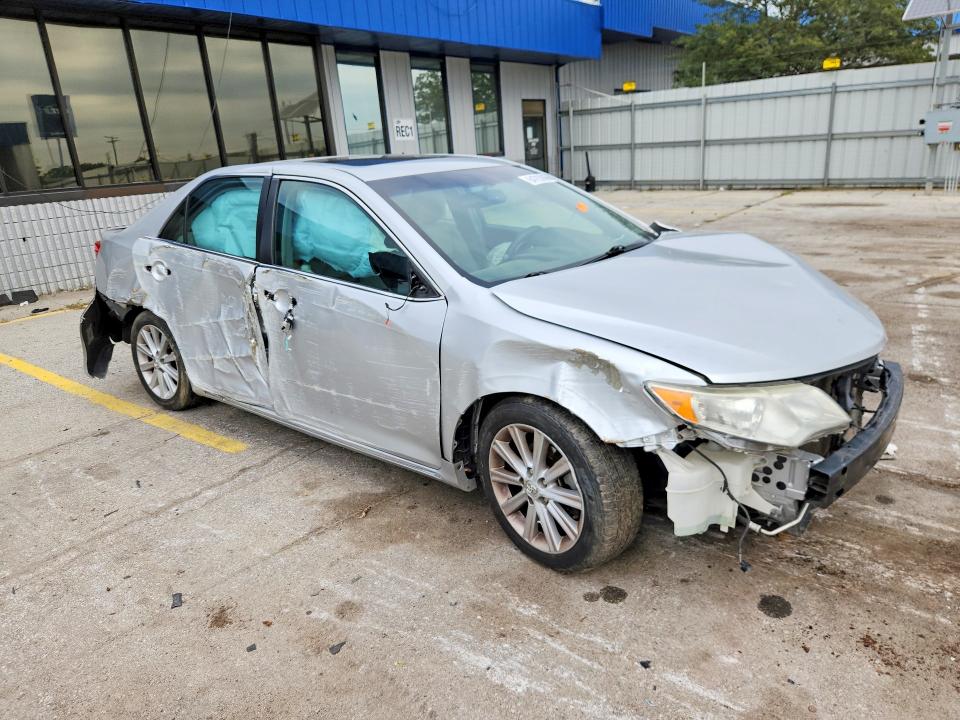 2014 Toyota Camry მანქანა იყიდება აუქციონზე, vin: 4T1BK1FK3EU540052, აუქციონის ნომერი: 64763066