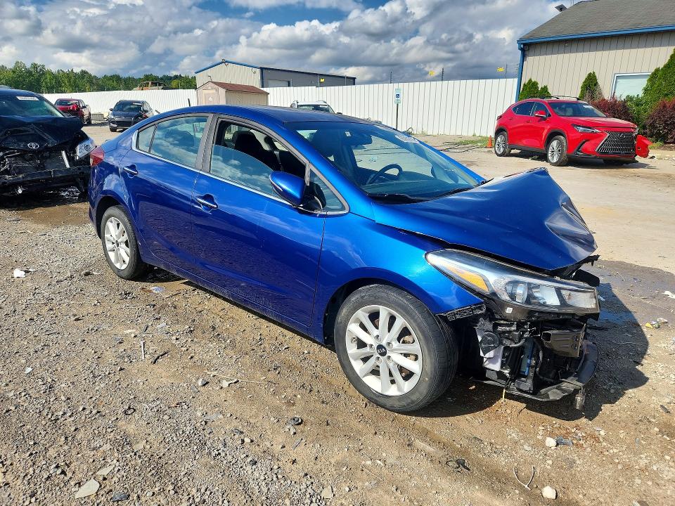 65909786 :رقم المزاد ، 3KPFL4A7XHE149913 vin ، 2017 Kia Forte مزاد بيع