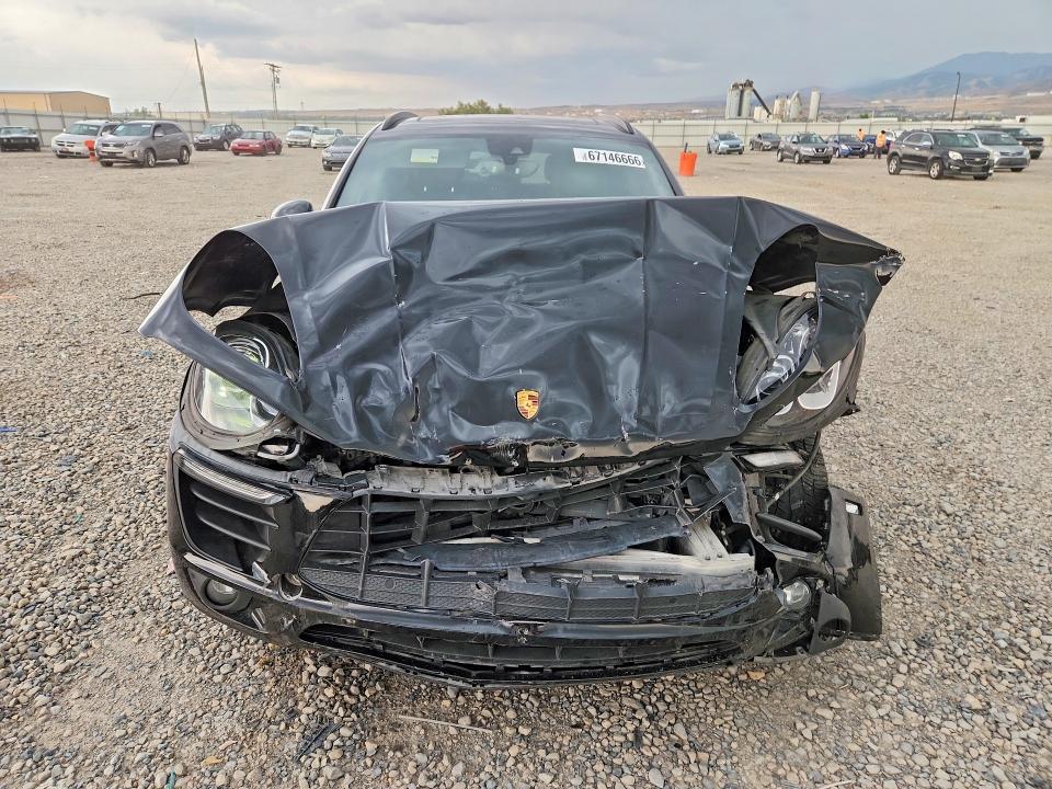 67146666 :رقم المزاد ، WP1AA2A55HLB82598 vin ، 2017 Porsche Macan مزاد بيع