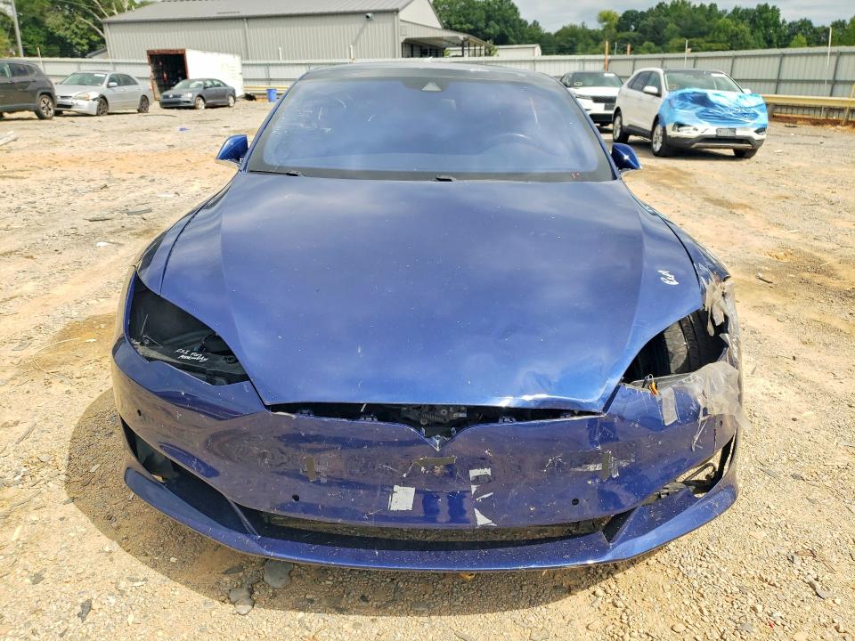 65055626 :رقم المزاد ، 5YJSA1E11GF157058 vin ، 2016 Tesla Model S مزاد بيع