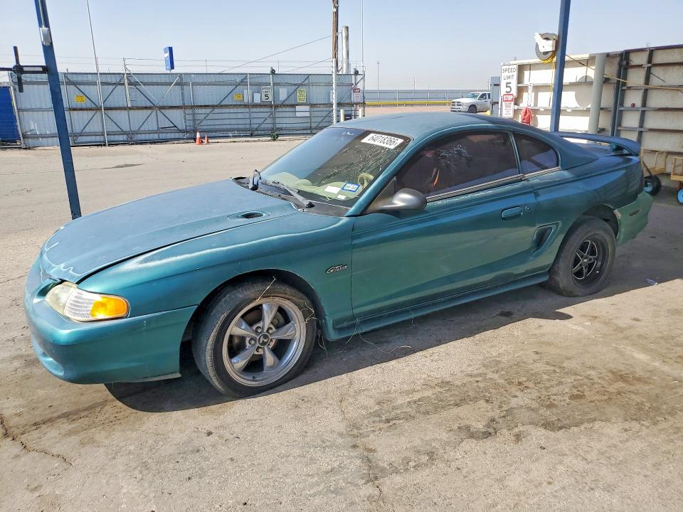 1997 Ford Mustang მანქანა იყიდება აუქციონზე, vin: 1FALP42X7VF116185, აუქციონის ნომერი: 64018366