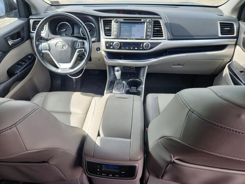 Продажа на аукционе авто 2019 Toyota Highlander, vin: 5TDJZRFH5KS944033, номер лота: 65202456