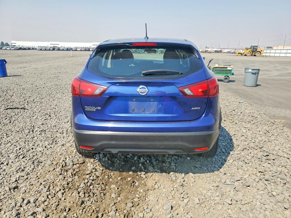 2018 Nissan Rogue Sport მანქანა იყიდება აუქციონზე, vin: JN1BJ1CR9JW258136, აუქციონის ნომერი: 63729636